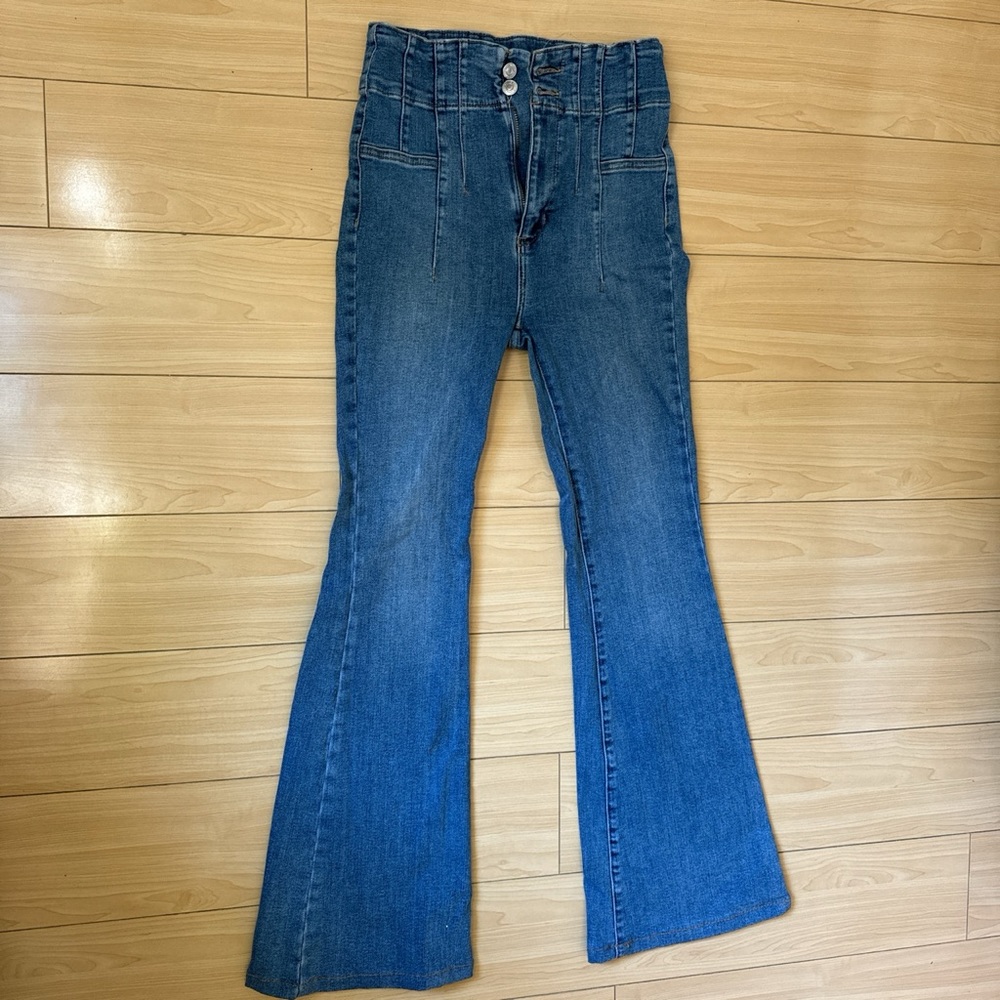 Bundle - Picture 2 of 3